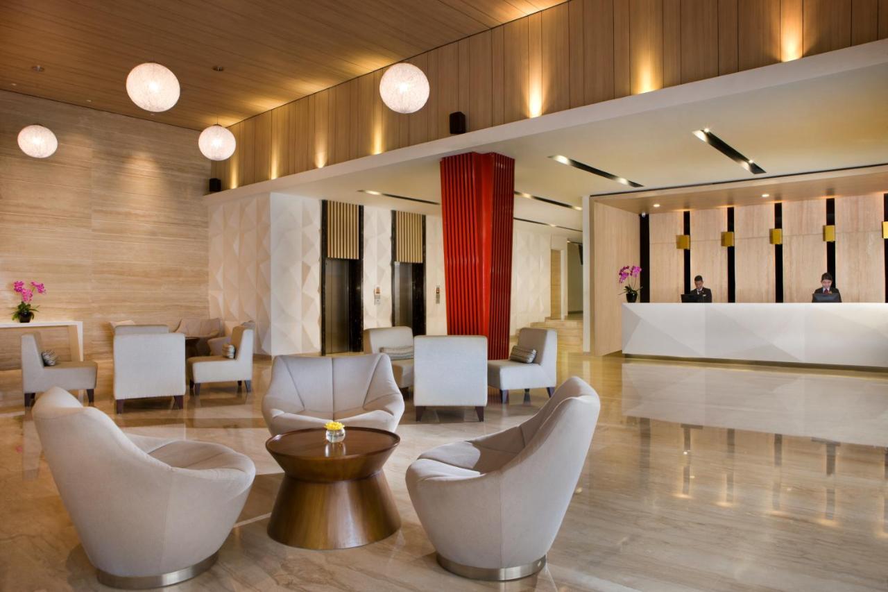 Hotel Santika Mega City Bekasi Kültér fotó