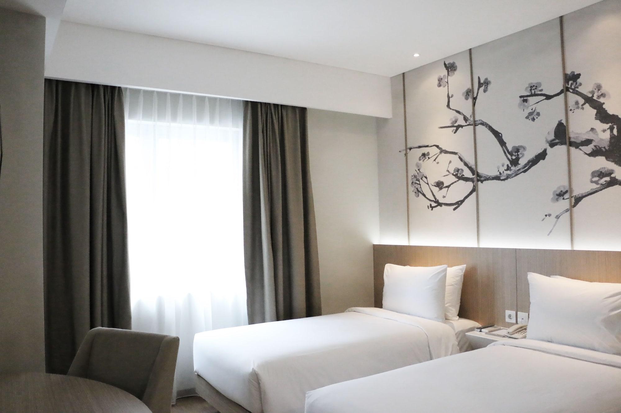 Hotel Santika Mega City Bekasi Kültér fotó