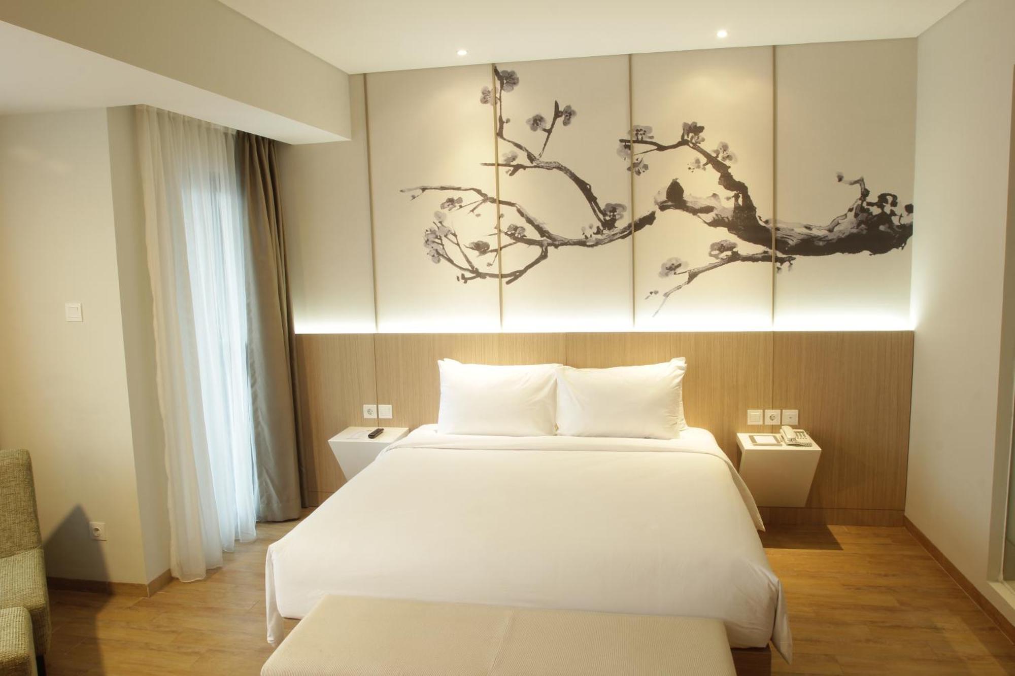 Hotel Santika Mega City Bekasi Kültér fotó