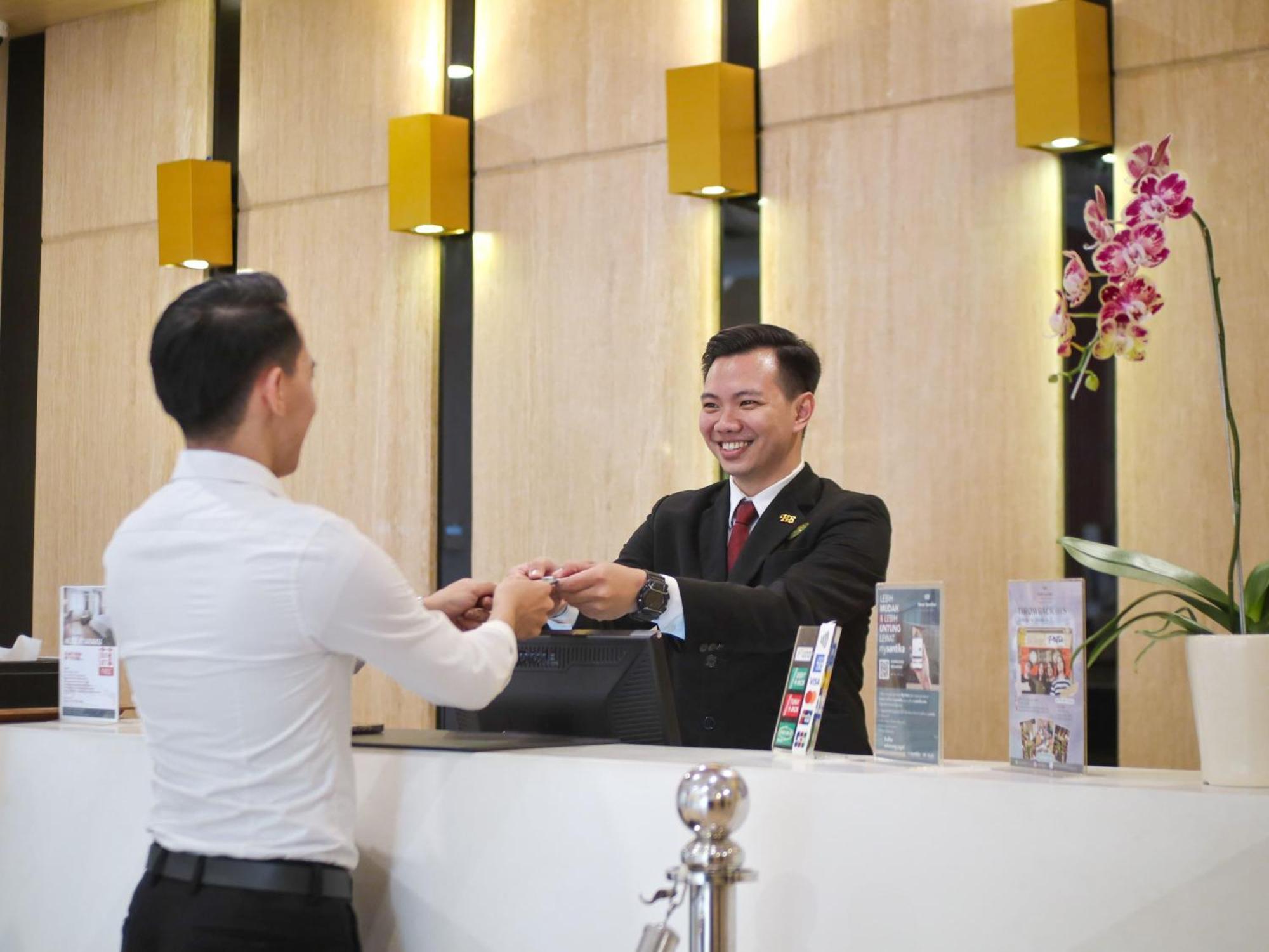 Hotel Santika Mega City Bekasi Kültér fotó